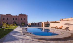 jotel luxe au désert Maroc 