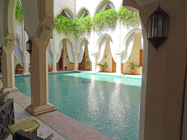  riad de luxe Marrakech avec piscine chauffée 